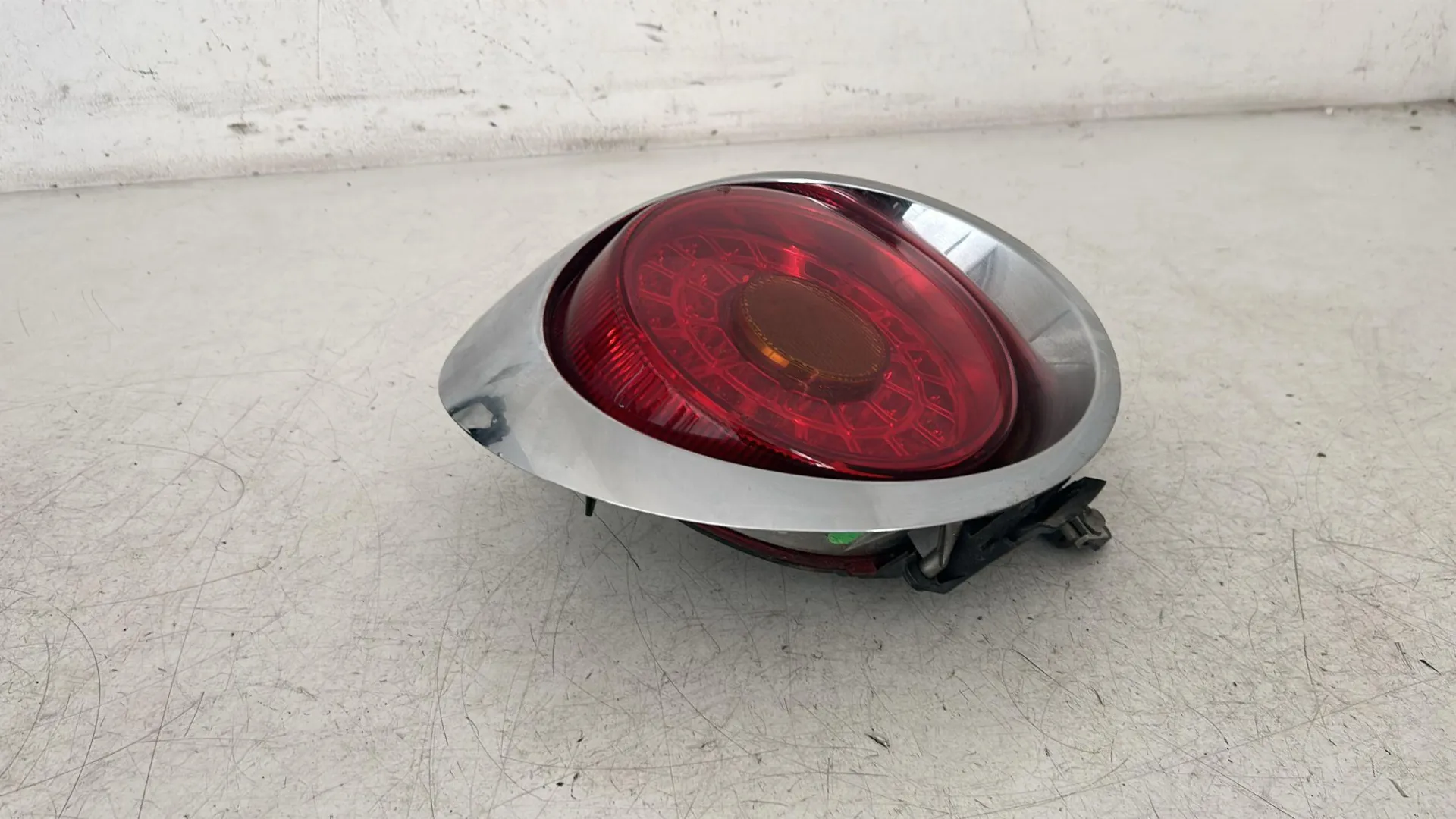 STOP FANALE POSTERIORE SINISTRO con codice 156085856 da ALFA ROMEO Mito Serie (955_) (08>)