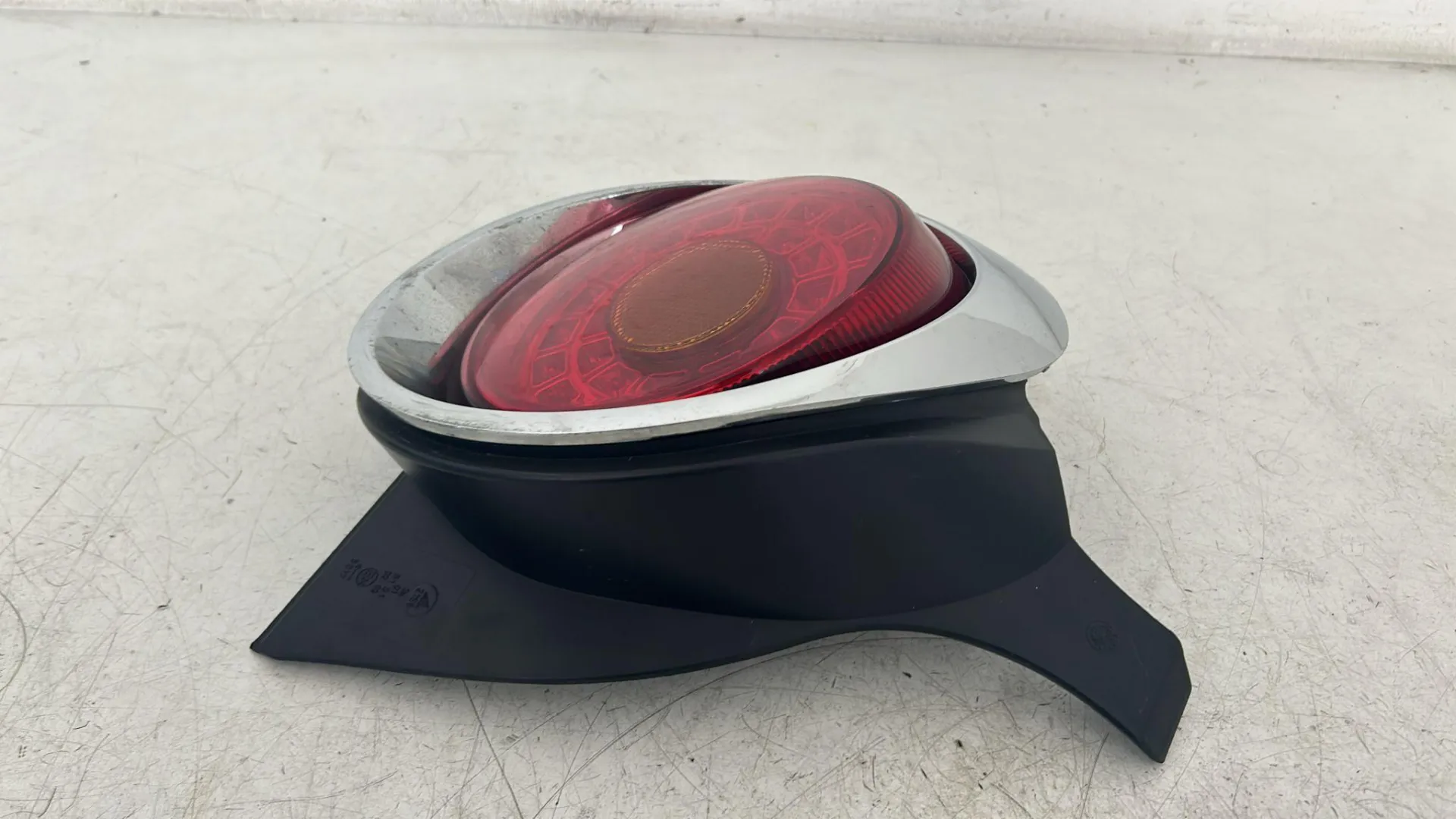 STOP FANALE POSTERIORE SINISTRO con codice 156085856 da ALFA ROMEO Mito Serie (955_) (08>)