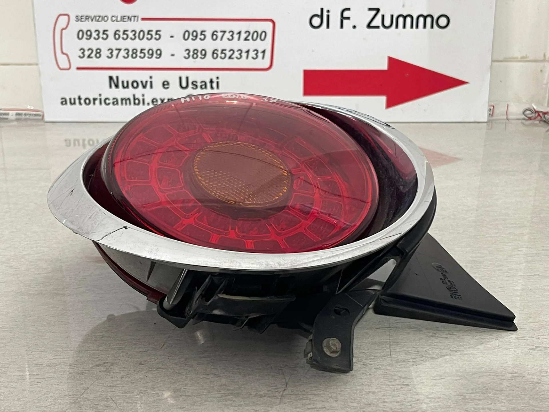 STOP FANALE POSTERIORE SINISTRO con codice 156085856 da ALFA ROMEO Mito Serie (955_) (08>)