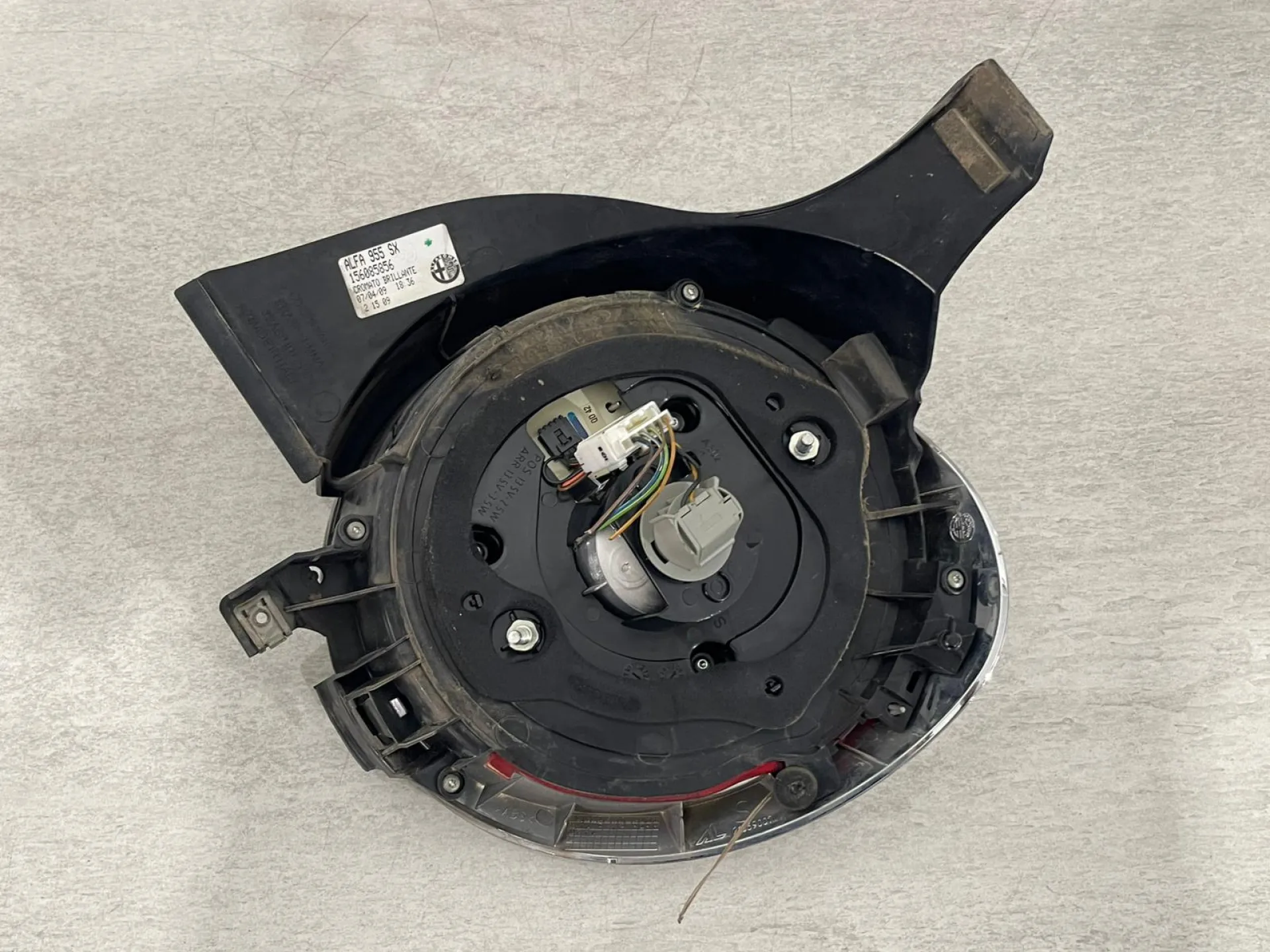 STOP FANALE POSTERIORE SINISTRO con codice 156085856 da ALFA ROMEO Mito Serie (955_) (08>)