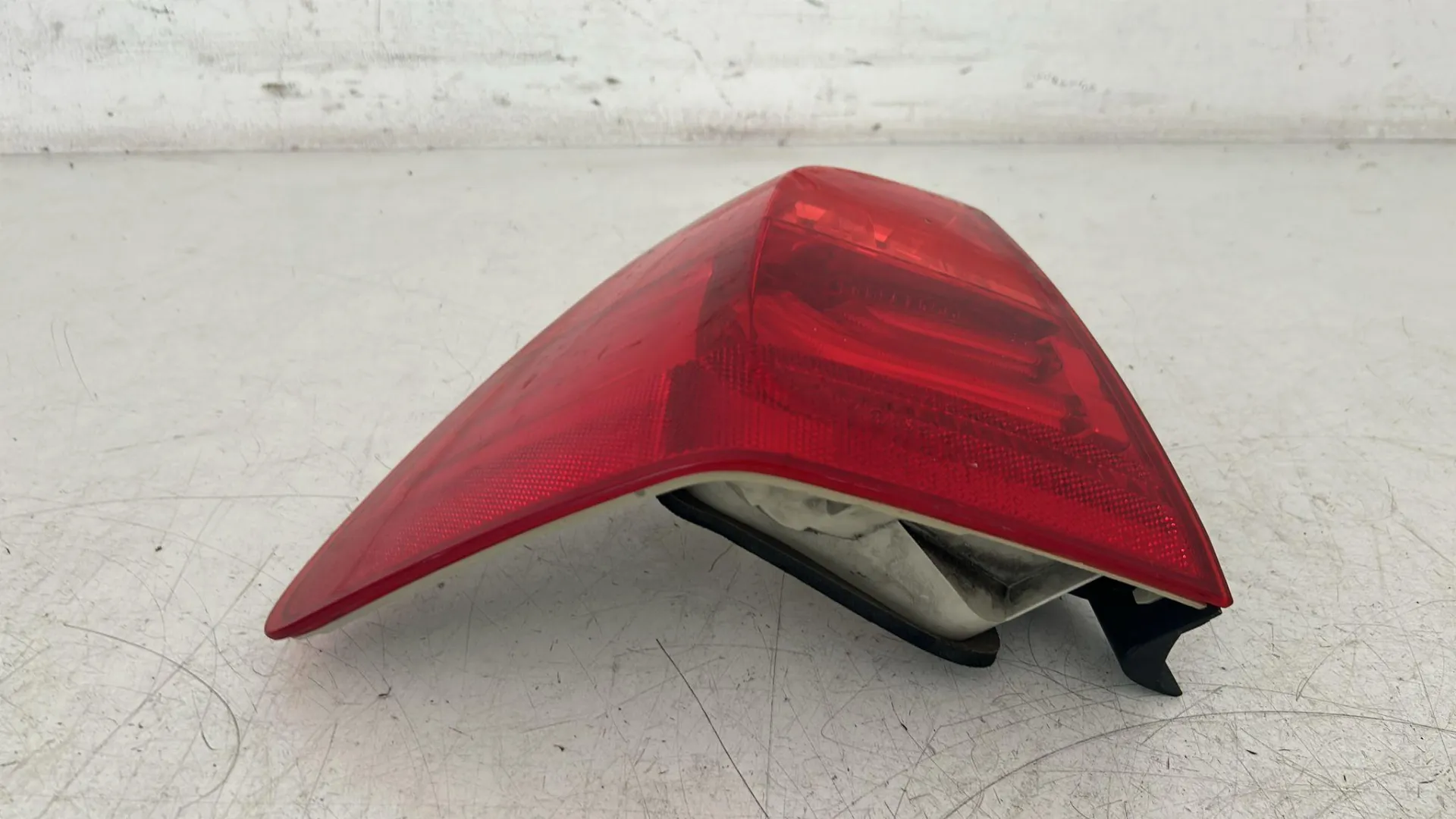 STOP FANALE POSTERIORE SINISTRO BMW Serie 3 E90 Berlina 2° Serie 63217289425 (08>)