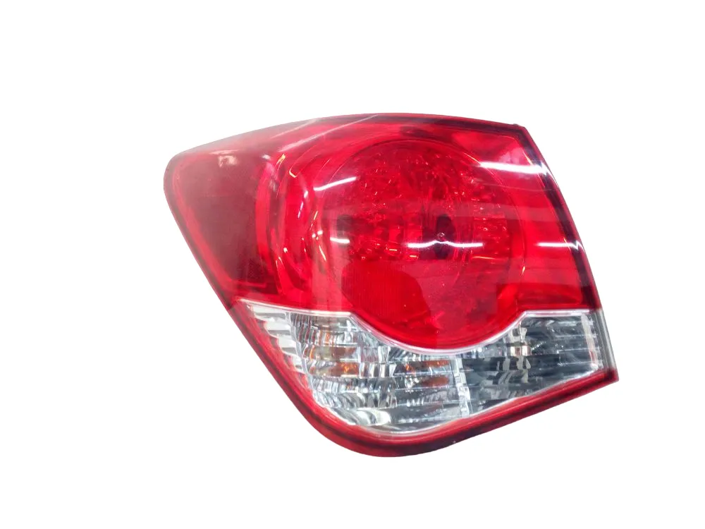 STOP FANALE POSTERIORE SINISTRO con codice 95965223 da CHEVROLET Cruze Berlina (09>)