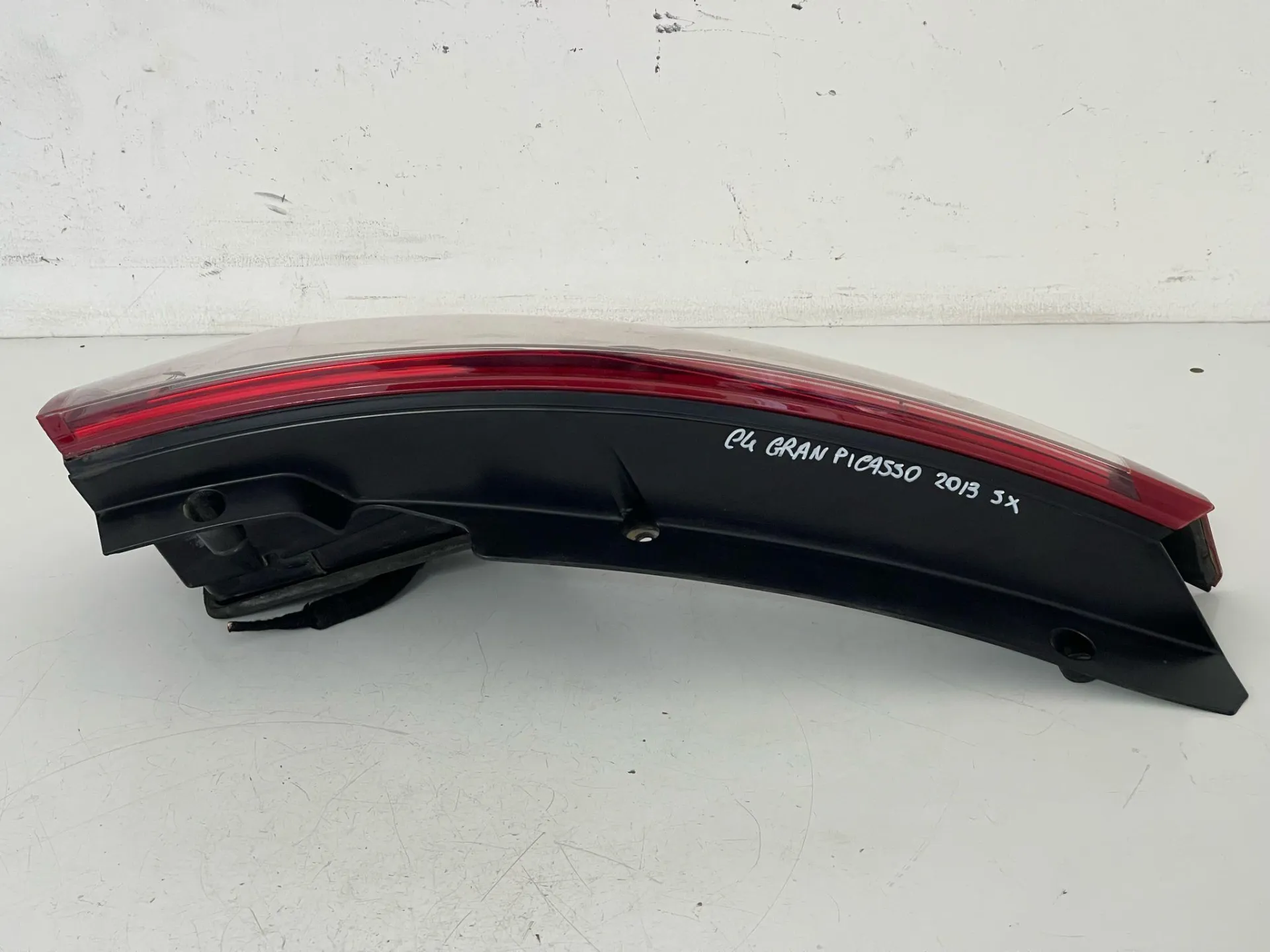 STOP FANALE POSTERIORE SINISTRO con codice 163865 da CITROEN C4 Grand Picasso (06>13)