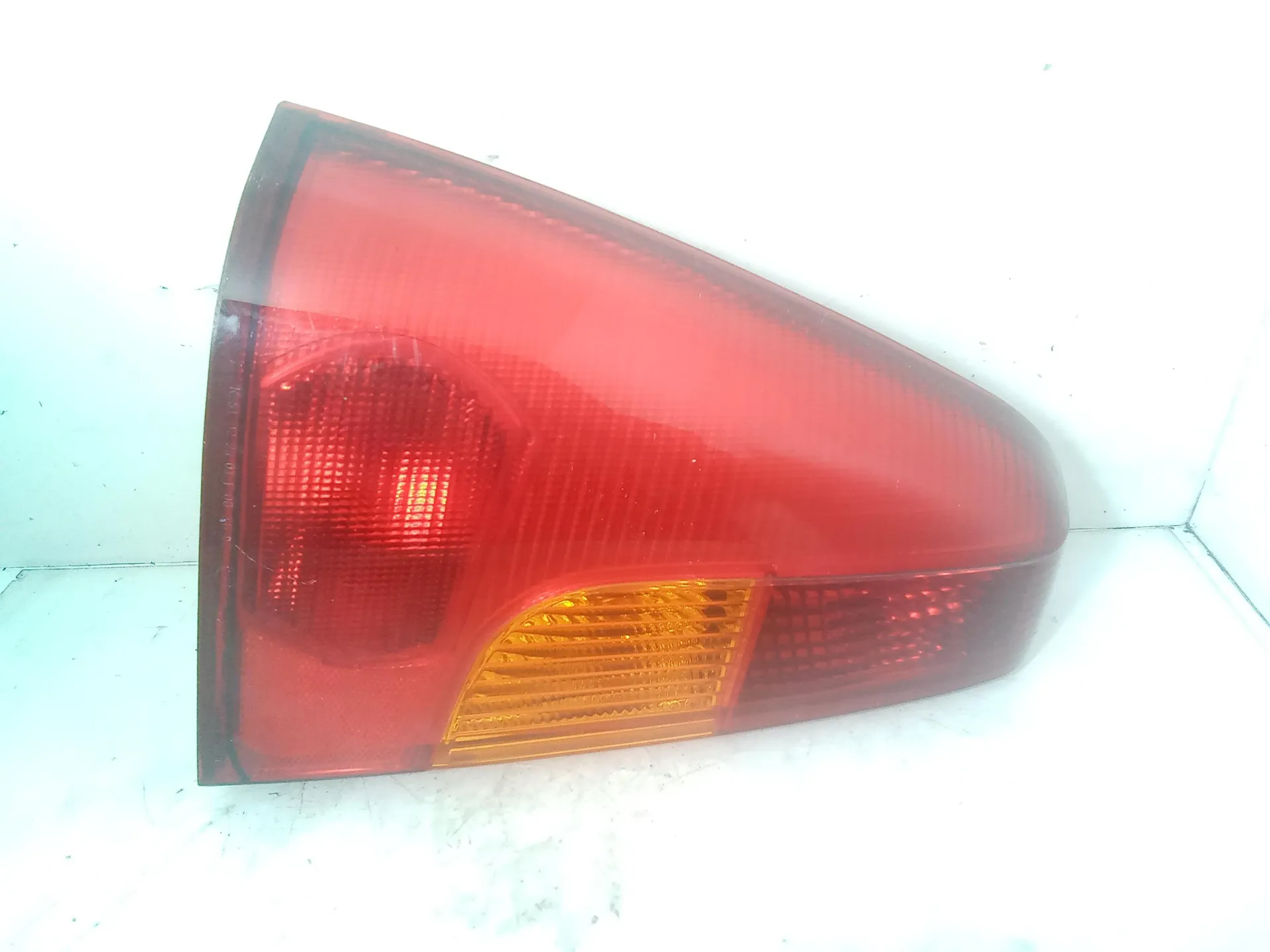 STOP FANALE POSTERIORE SINISTRO DACIA Logan 1° Serie K9kk7 (04>08)