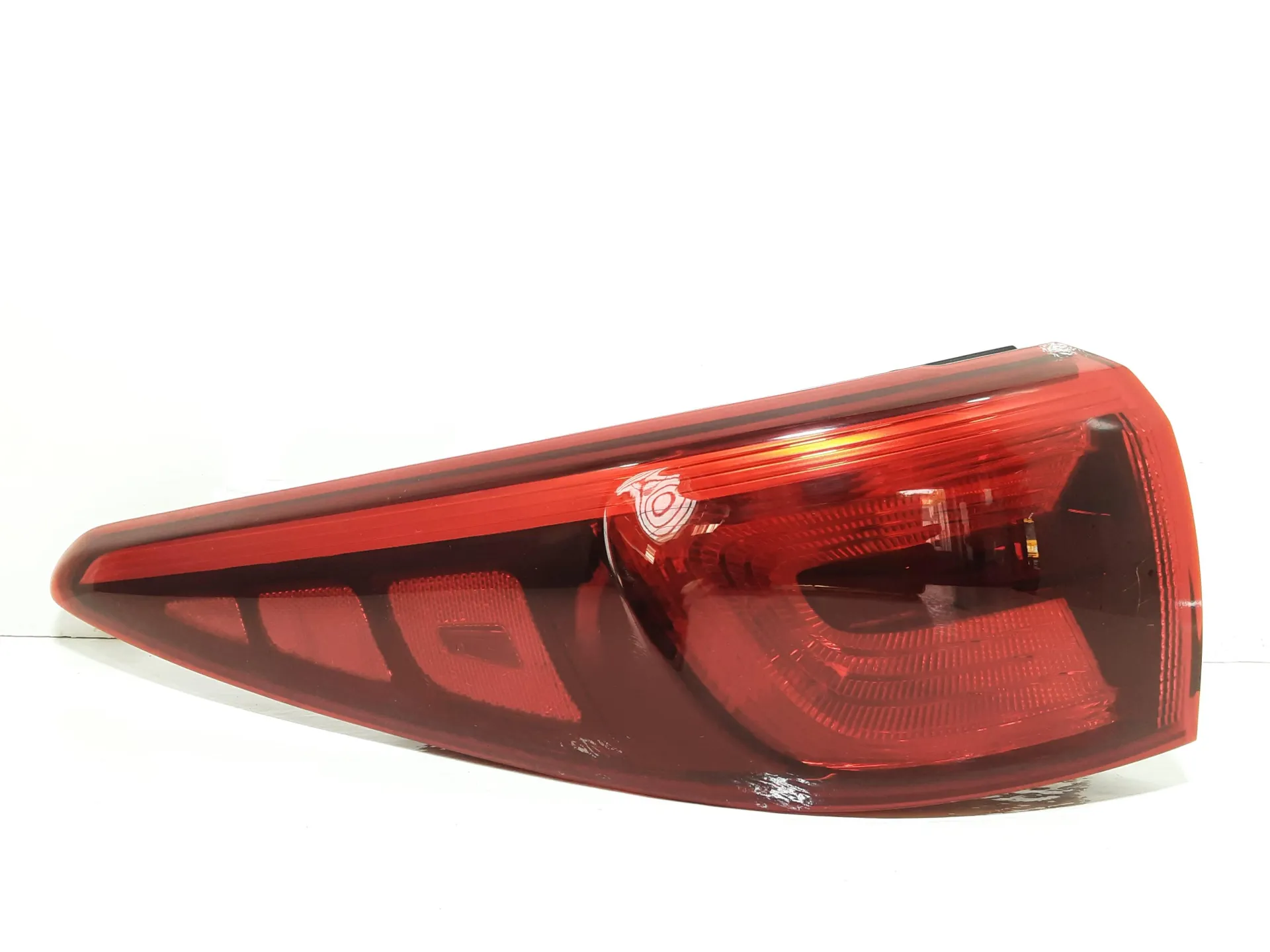 STOP FANALE POSTERIORE SINISTRO con codice 92401F10 da KIA Sportage Serie (16>21)