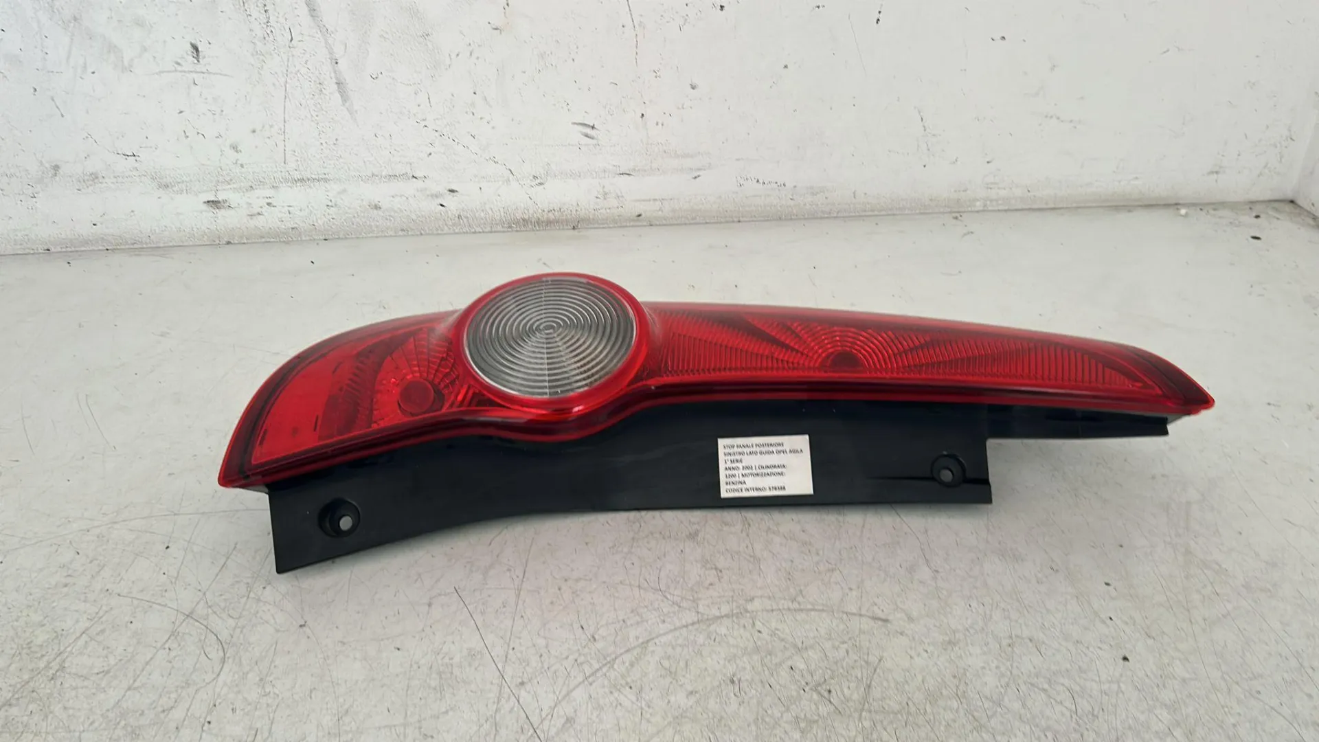 STOP FANALE POSTERIORE SINISTRO OPEL Agila B 93193683 (08>)