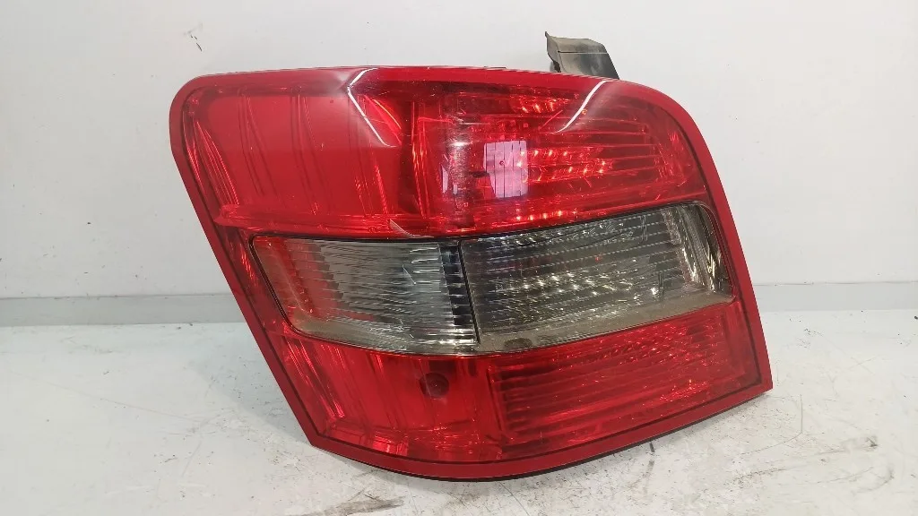 STOP FANALE POSTERIORE SINISTRO MERCEDES Classe GLK Serie (X204) A2049065803 651916 (08>15)