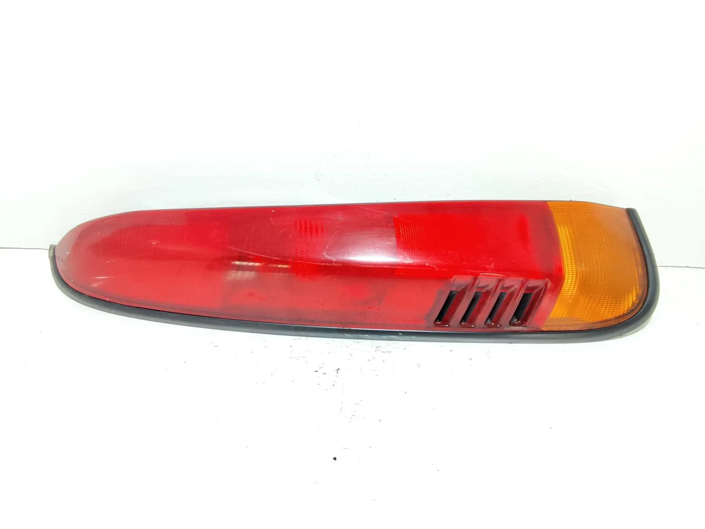 STOP FANALE POSTERIORE SINISTRO con codice 22051567 da DAIHATSU Terios 1° Serie (97>06)