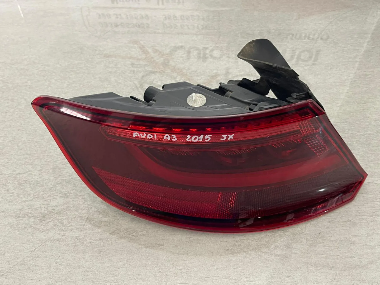 STOP FANALE POSTERIORE SINISTRO AUDI A3 Serie (8V1) 8V4945095D con codice motore CRK (12>18)