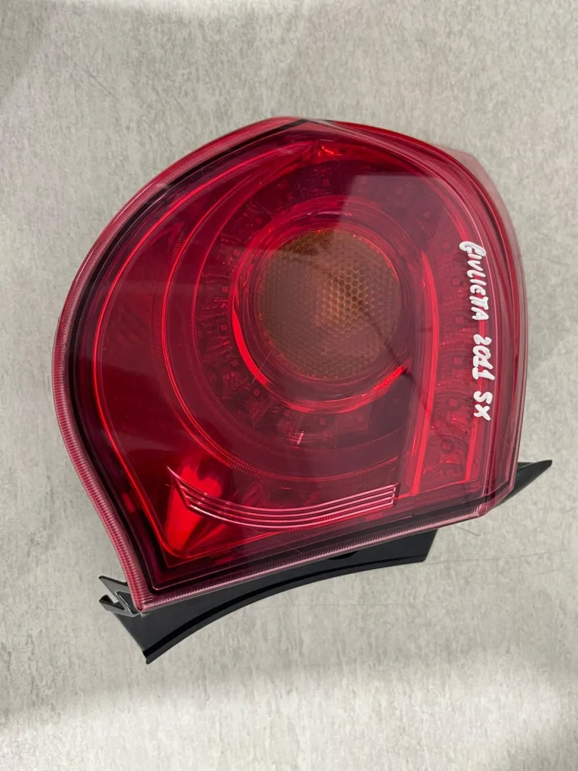 STOP FANALE POSTERIORE SINISTRO con codice 0050513613 da ALFA ROMEO Giulietta Serie (940_) (10>13)