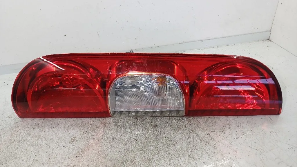 STOP FANALE POSTERIORE SINISTRO FIAT Doblo Serie Restyling 51755145 350A1000 (05>09)