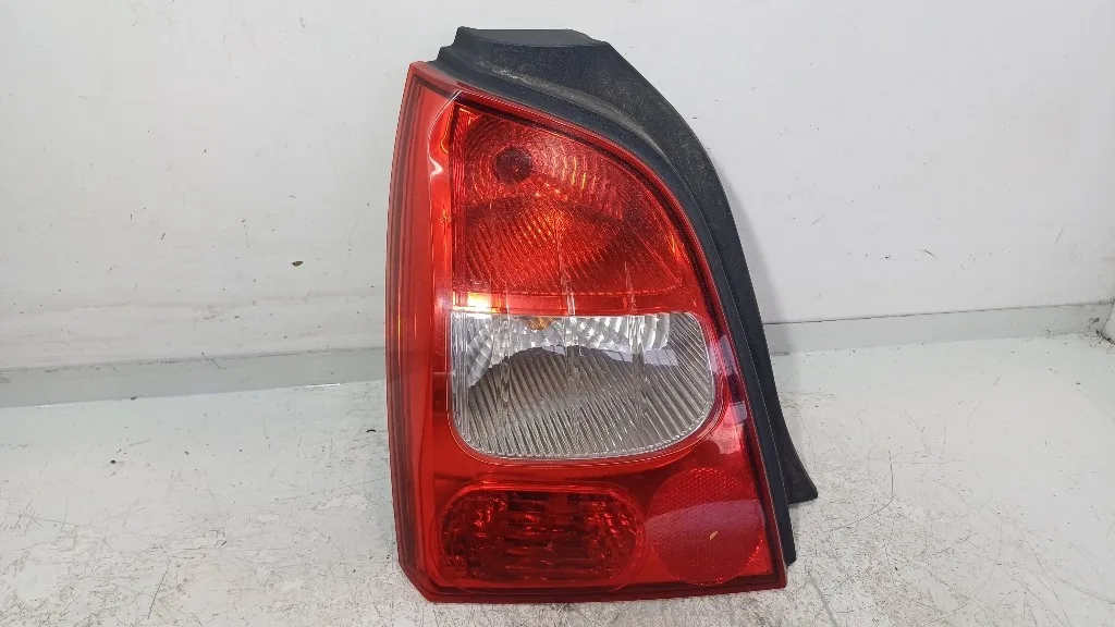 STOP FANALE POSTERIORE SINISTRO RENAULT Twingo II serie 8200387888 D4F780 (07>14)
