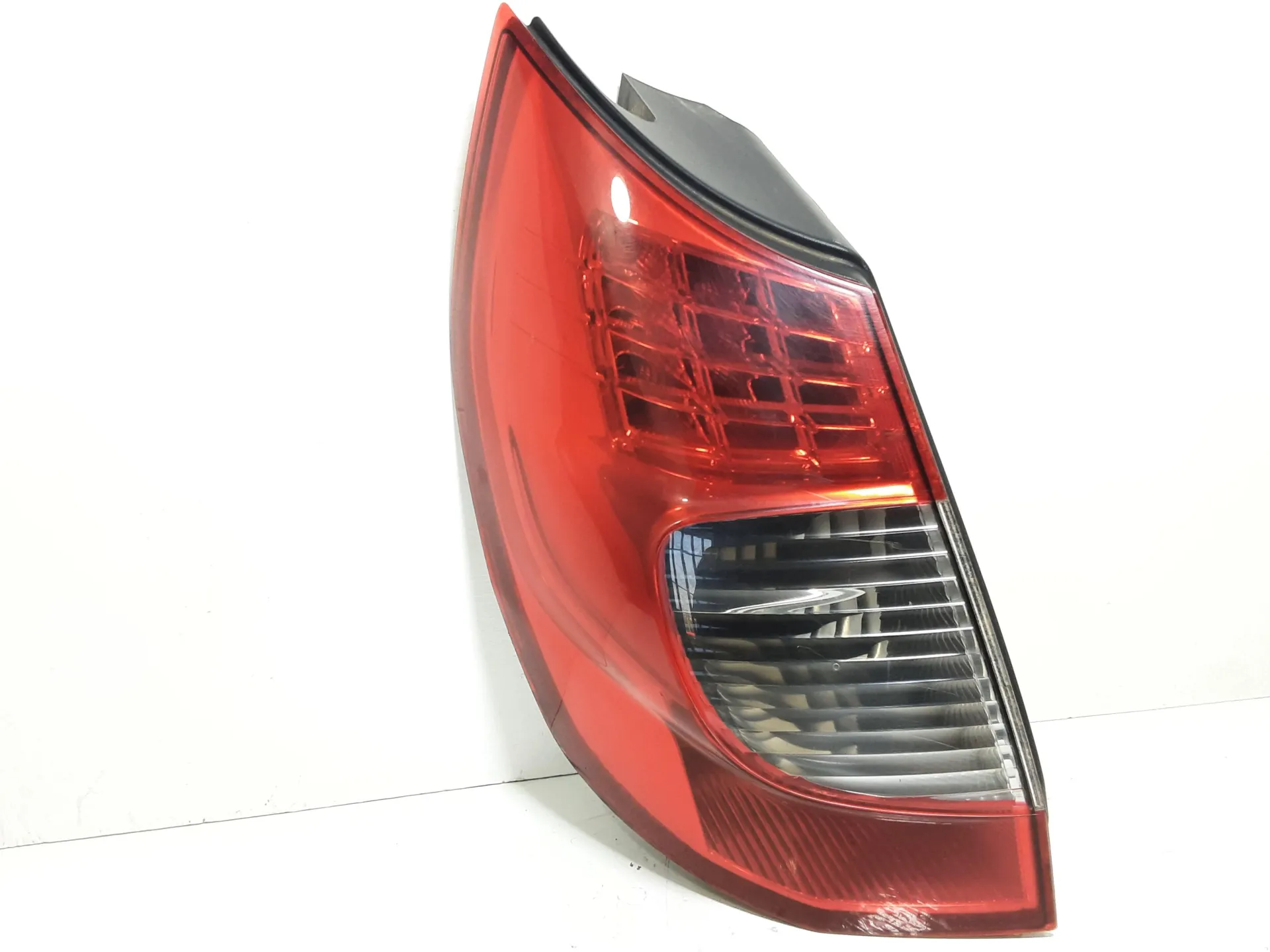 STOP FANALE POSTERIORE SINISTRO RENAULT Scenic Serie K9K77 (03>09)