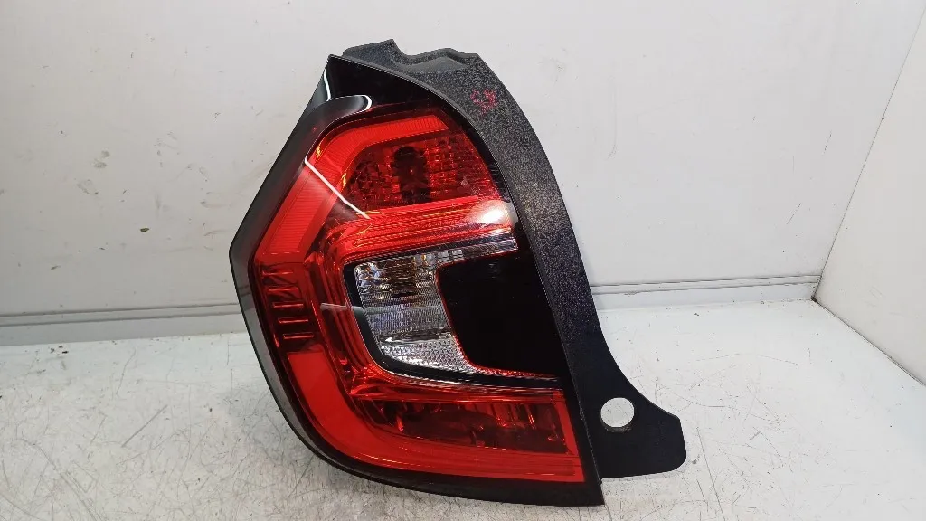 STOP FANALE POSTERIORE SINISTRO RENAULT Twingo III serie GT 265551677R 5AL605 (18>)