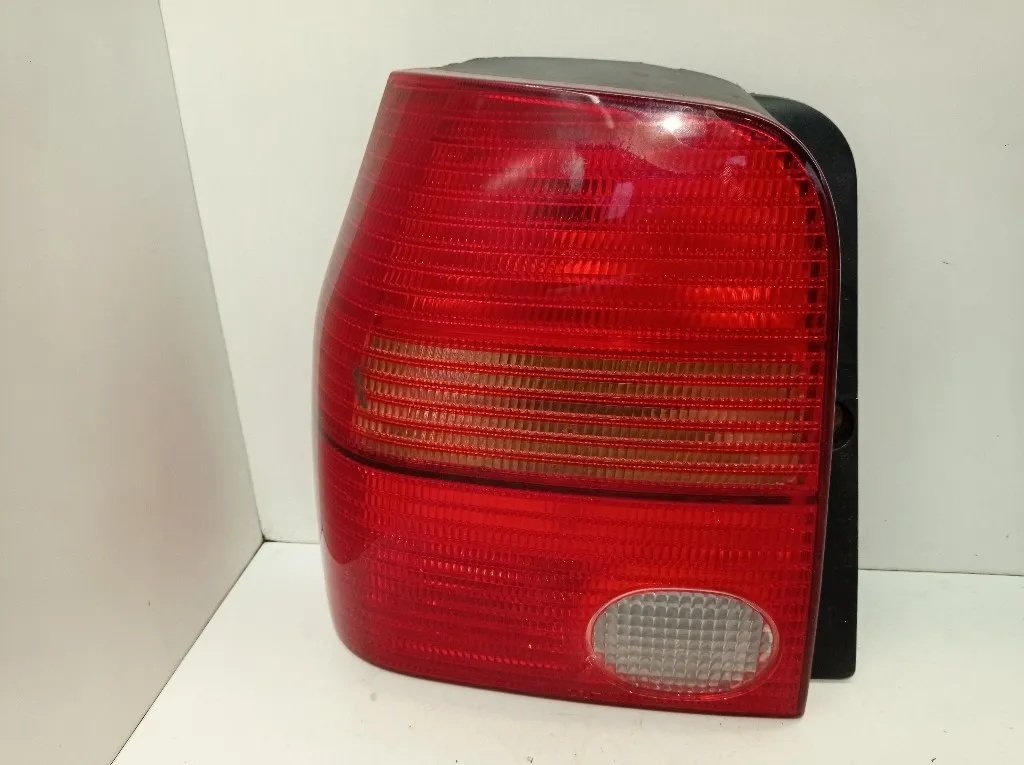 STOP FANALE POSTERIORE SINISTRO VOLKSWAGEN Lupo 1° Serie 6X0945095D AMF (98>05)