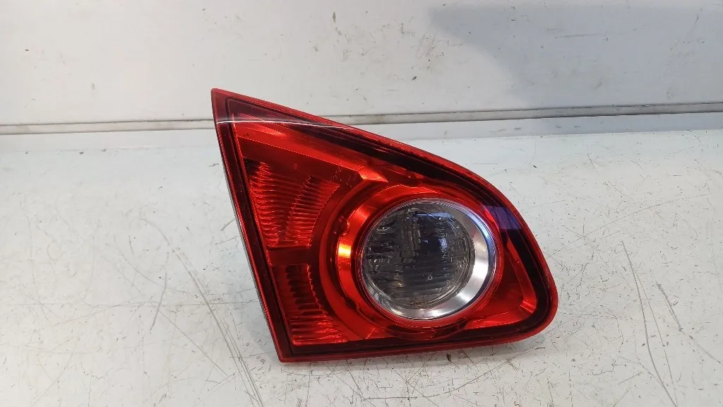 STOP POSTERIORE SINISTRO INTEGRATO NEL PORTELLO NISSAN Qashqai 1° Serie 26555JD800 K9K (06>09)