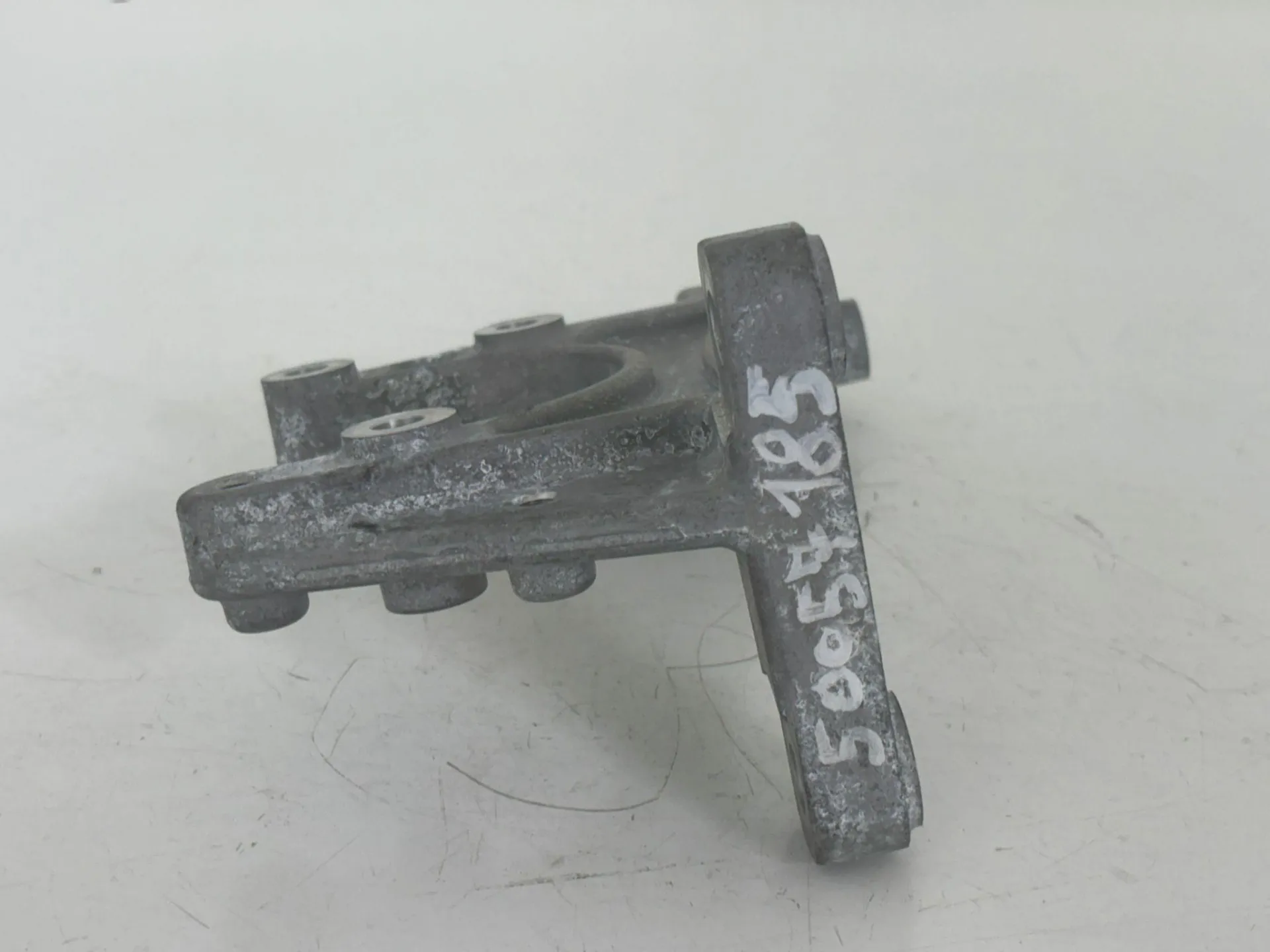 SUPPORTO CAMBIO con codice 68446543AA da JEEP Wrangler Serie IV con codice motore 50057185/50057185 Hybrid 2000 (17>)