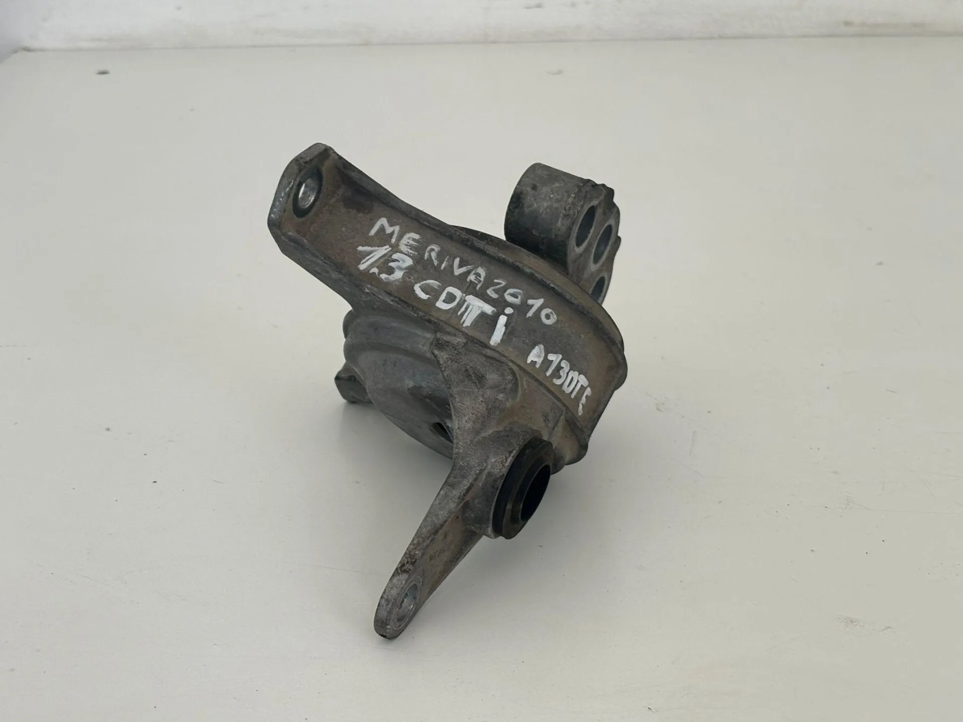 SUPPORTO MOTORE con codice 511671286 da OPEL Meriva 3° Serie con codice motore A13DTE/A13DTE Diesel 1300 (10>)