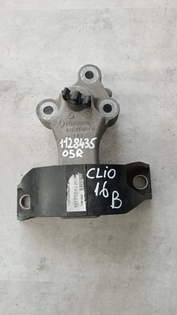 Supporto motore Renault Clio 1.2 B del 2016 CODICE RICAMBIO : 112843505R