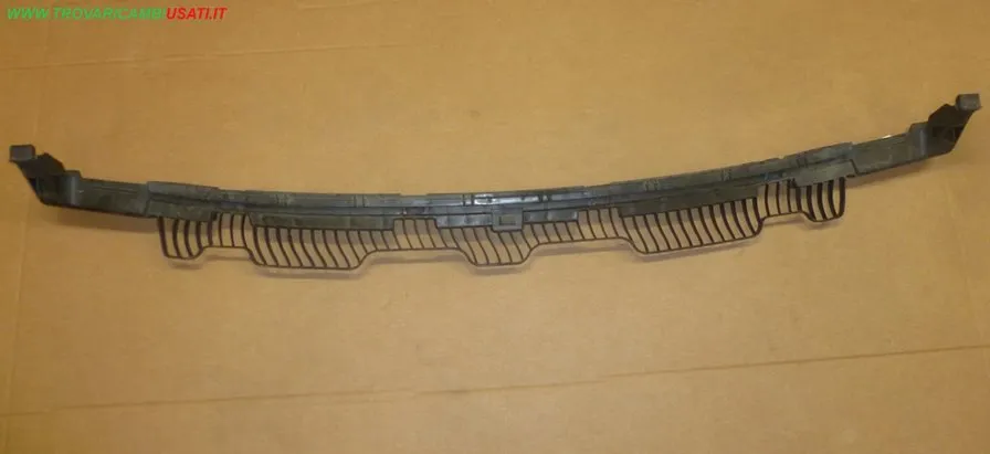 SUPPORTO PARAURTI POST. VOLKSWAGEN GOLF (5G) 3 porte / 5 porte