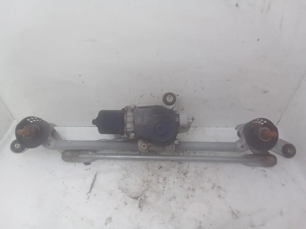 TANDEM TERGICRISTALLO con codice 5730C004 da NISSAN Qashqai Serie HRA2DDT benzina 1197 (14>)