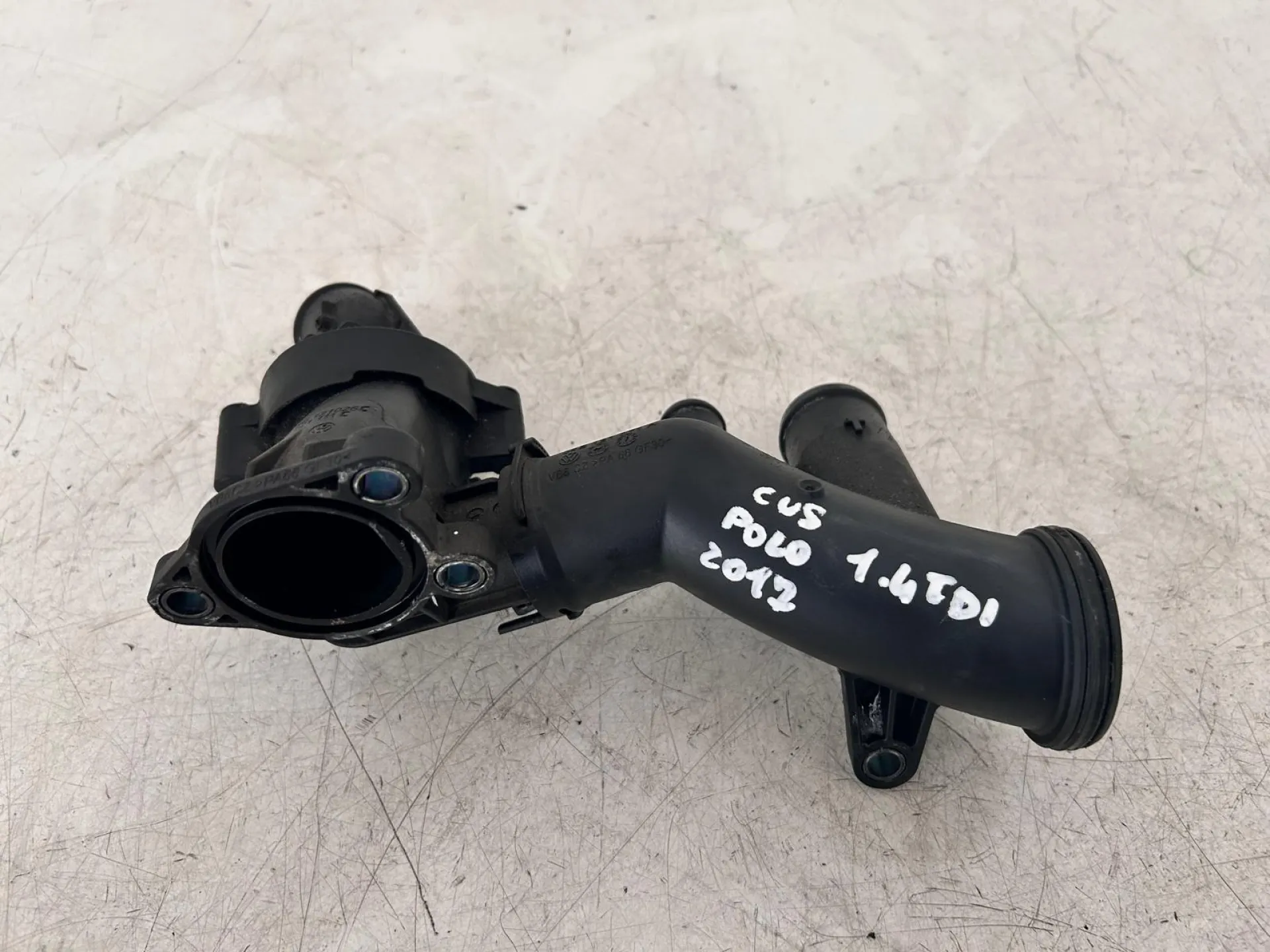 TERMOSTATO con codice 04B121071A da VOLKSWAGEN Polo 6° Serie Diesel 1400 (17>)