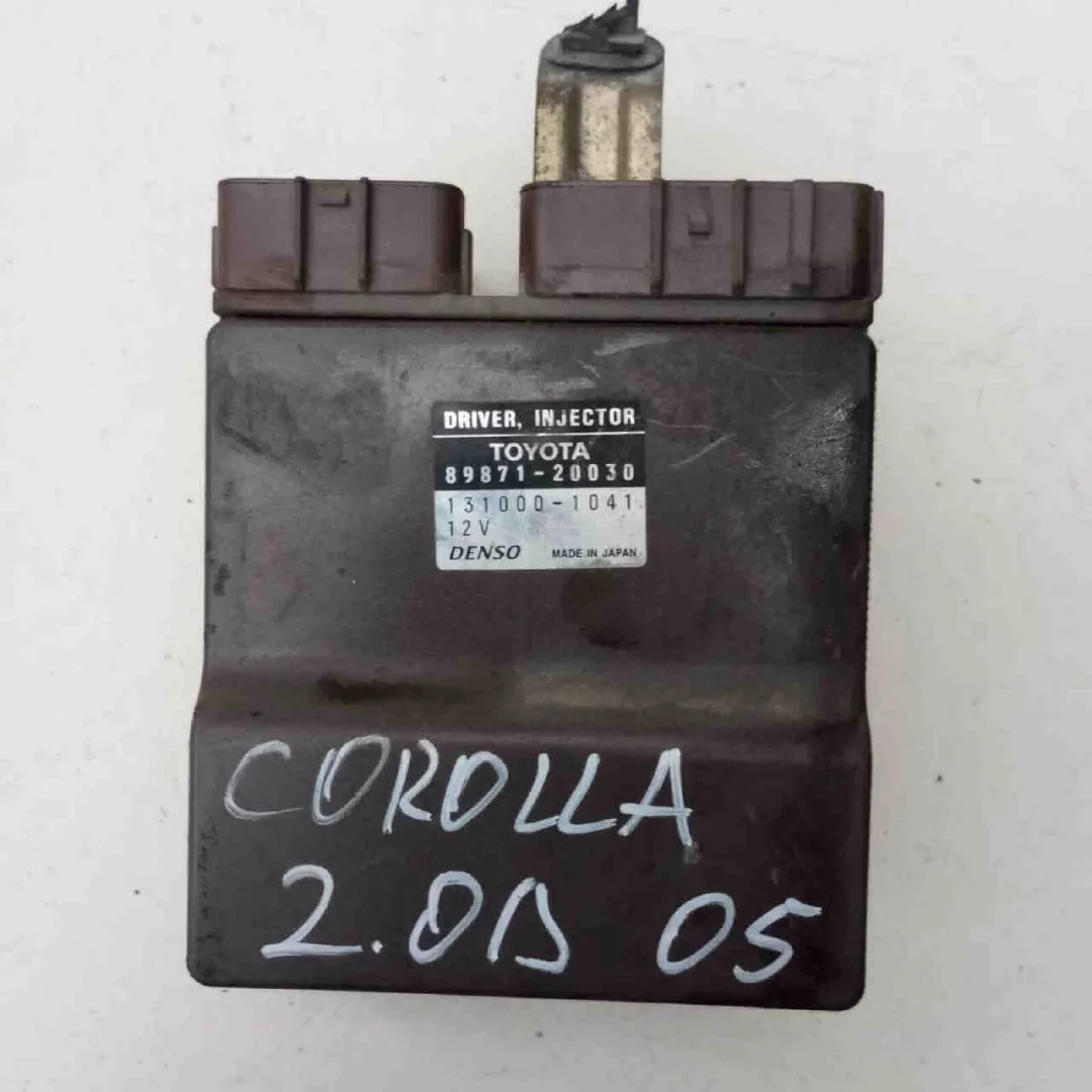 Centralina Iniezione TOYOTA Corolla Berlina 4° Serie del 2005 - 2009  CODICE RICAMBIO : 8987120030