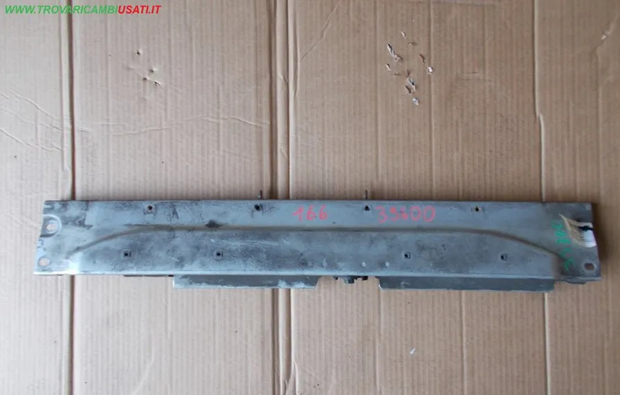 TRAVERSA ANT.SUP. ARGENTO ALFA ROMEO 166 (936-W9)