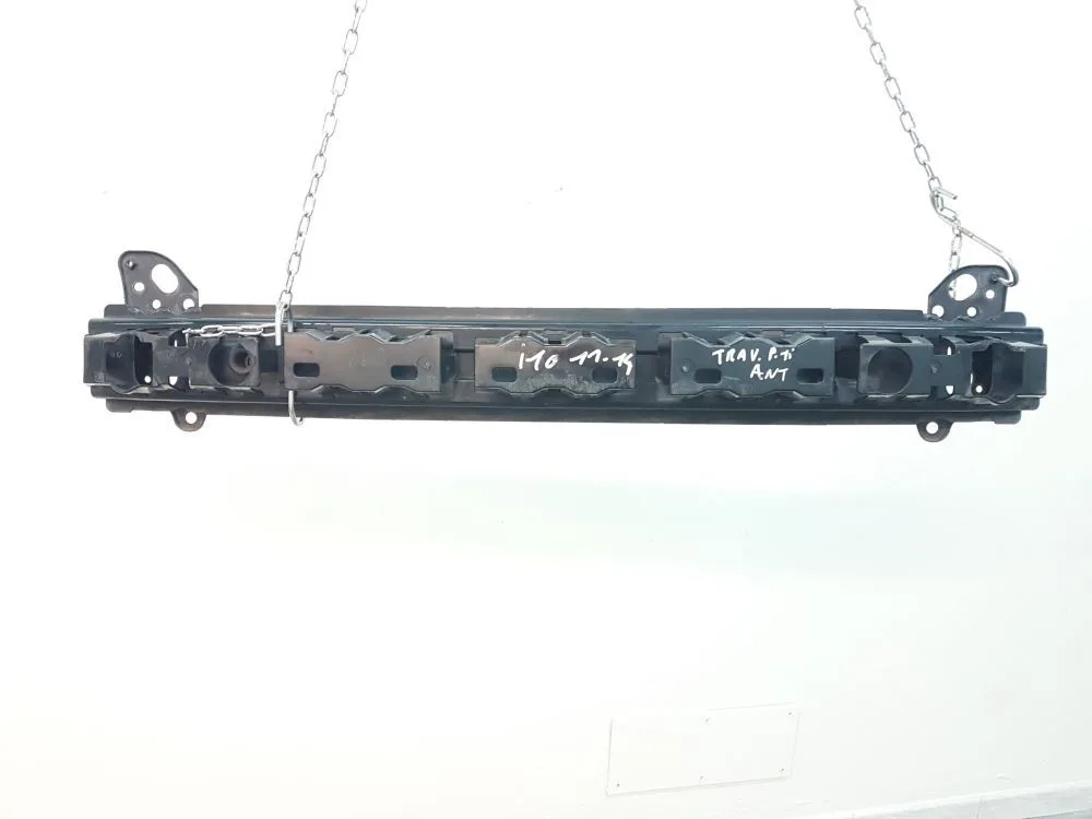 TRAVERSA PARAURTI ANTERIORE con codice 865300X100 da HYUNDAI i10 2° Serie 1100 Benzina 51 (2012)
