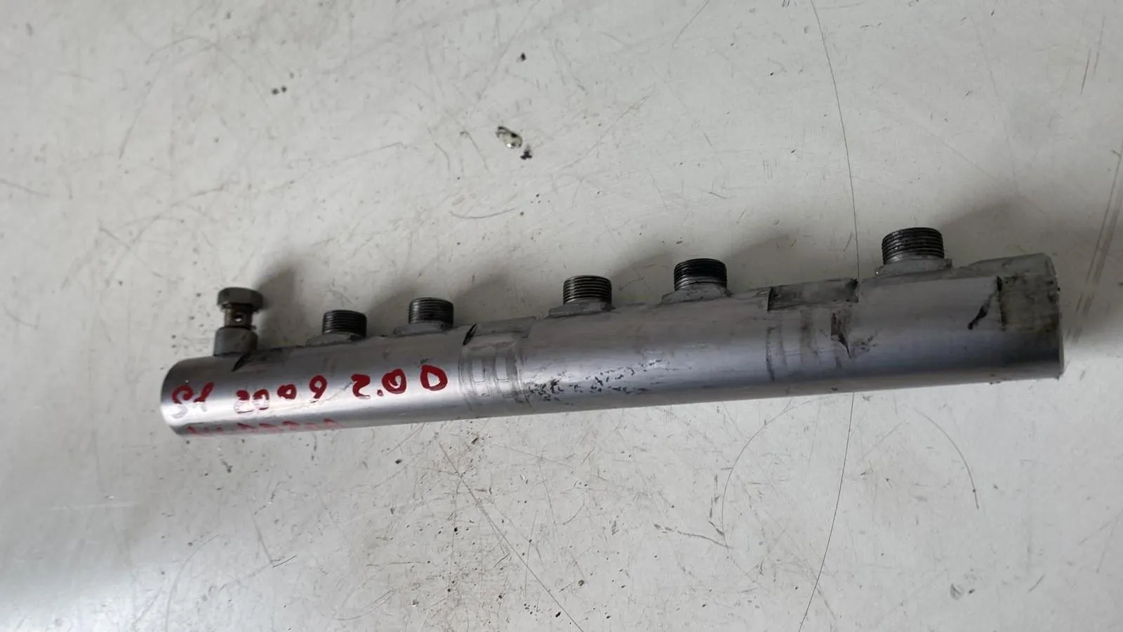 TUBI DI RITORNO DEL CARBURANTE INIETTORI con codice 0445214184 da BMW Serie 1 Serie (E87) con codice motore N47D20A/N47D20A Diesel 2000 (07>)
