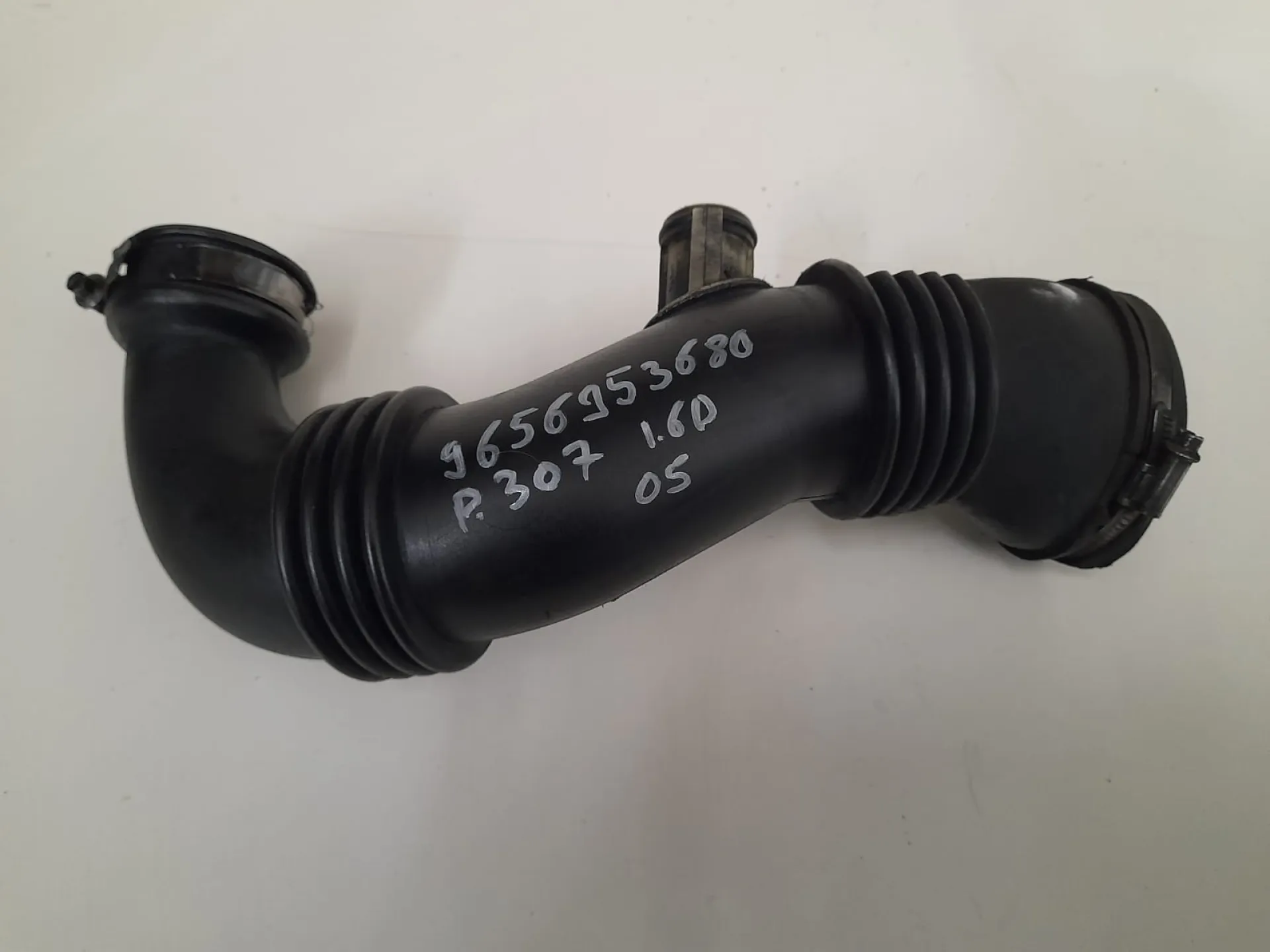 Tubo aspirazione filtro aria Peugeot 307 1.6 D del 2006 CODICE RICAMBIO : 9656953680