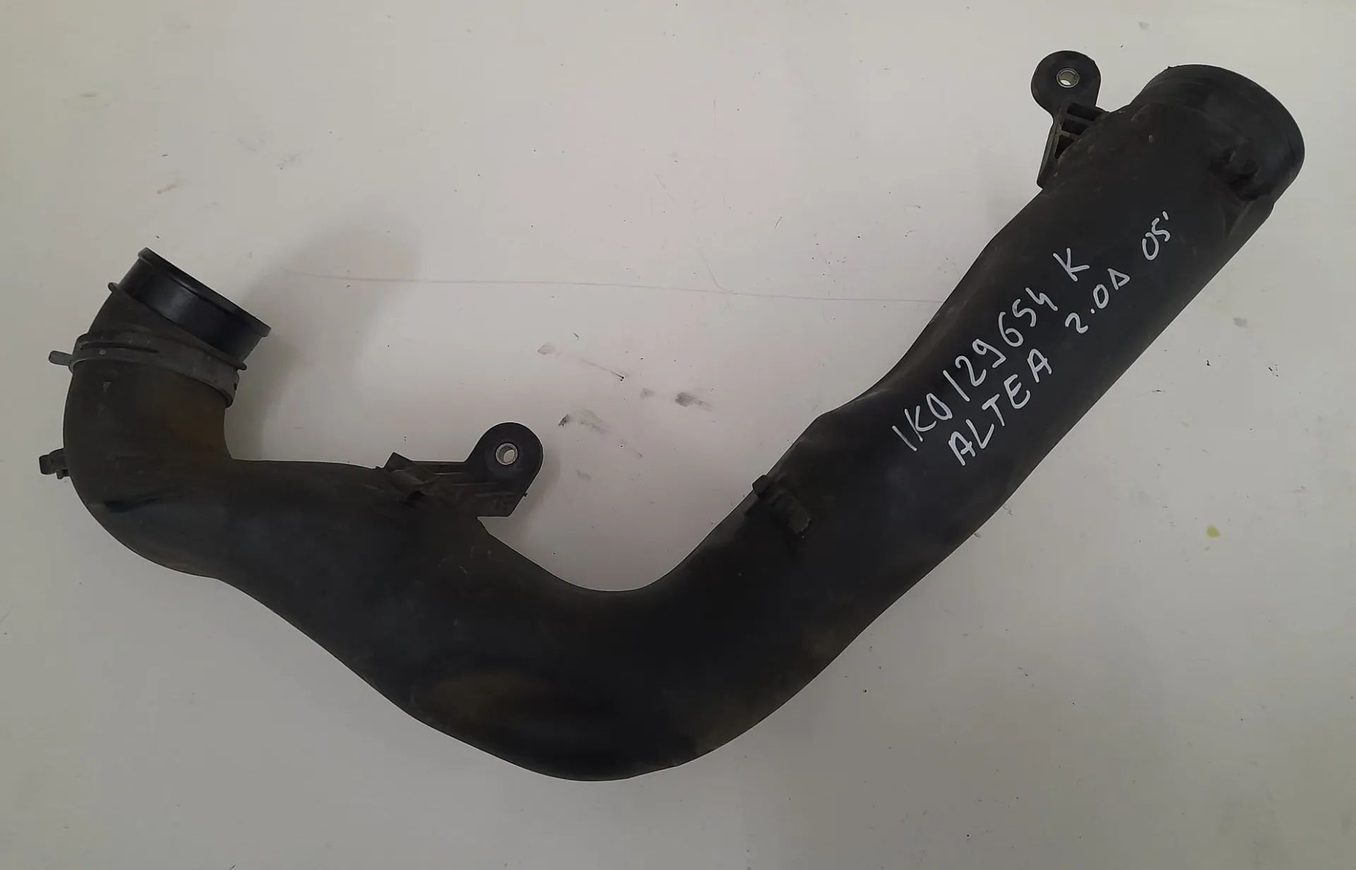 Tubo aspirazione filtro aria Seat Altea 2.0 D del 2005 CODICE RICAMBIO : 1K0129684L