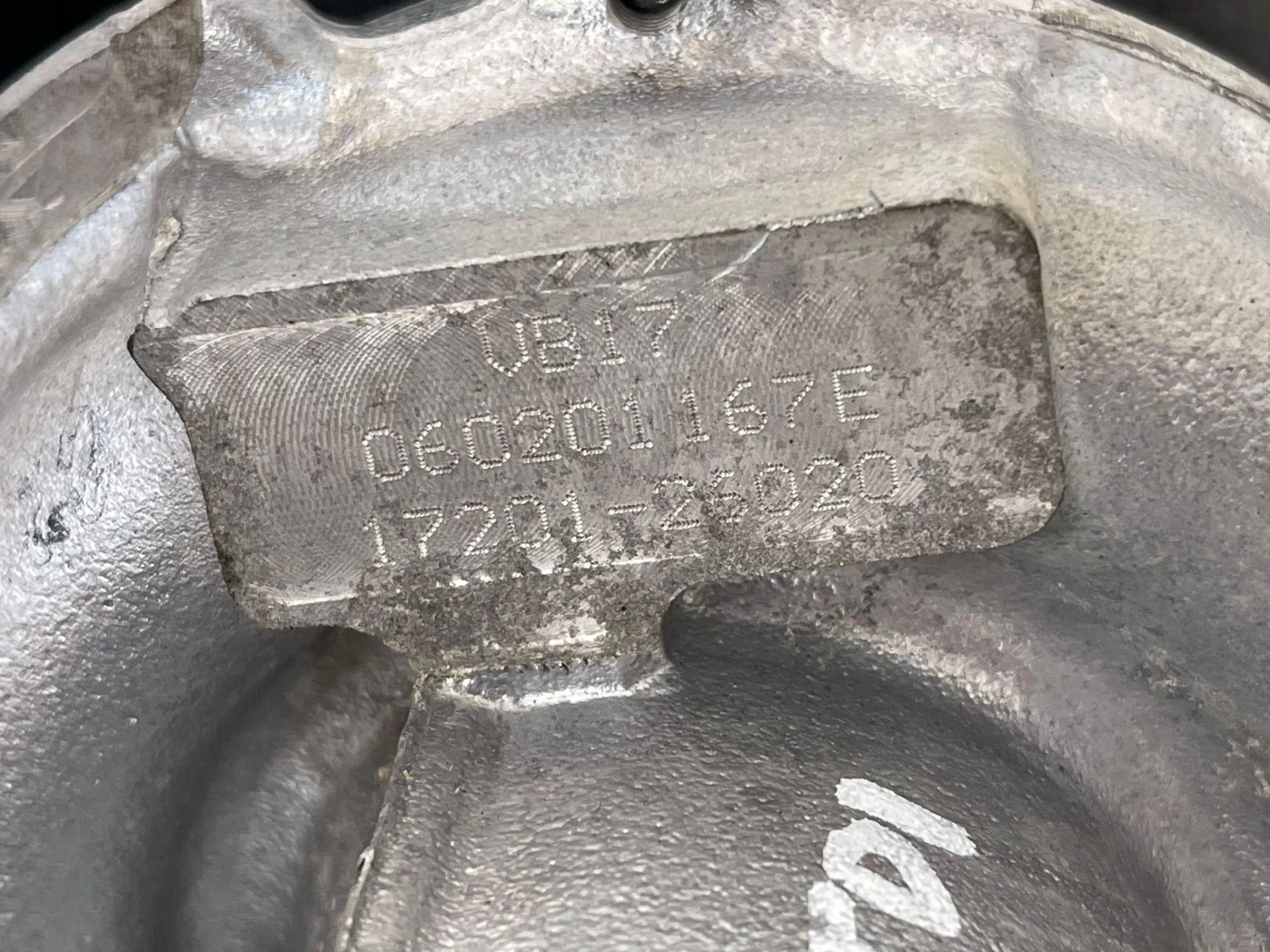 TURBINA con codice 060201167E da TOYOTA Rav4 4° Serie Diesel 2200 (05>09)