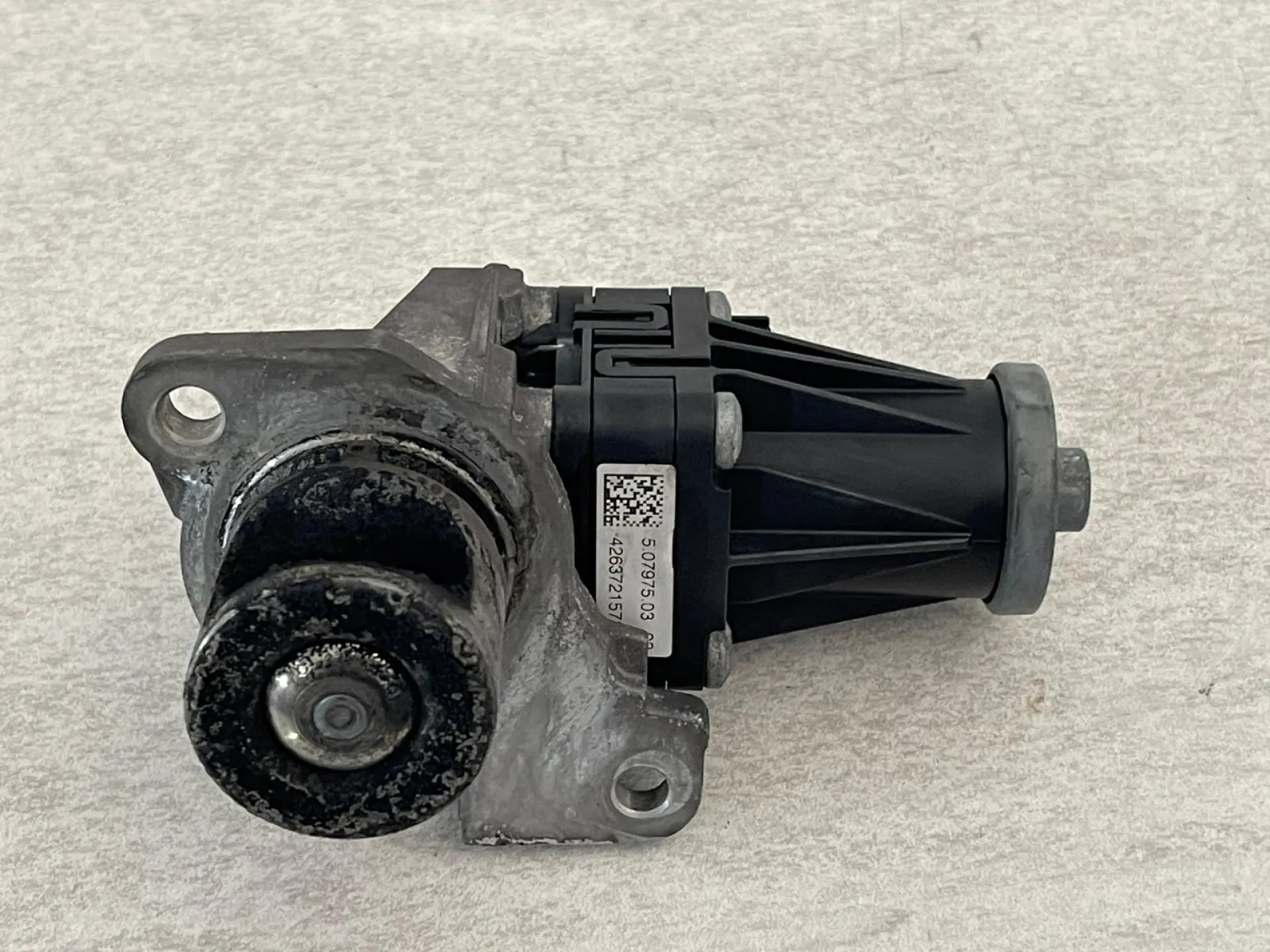 VALVOLA EGR con codice H8201411538 da RENAULT Clio Serie IV Diesel 1500 (12>19)