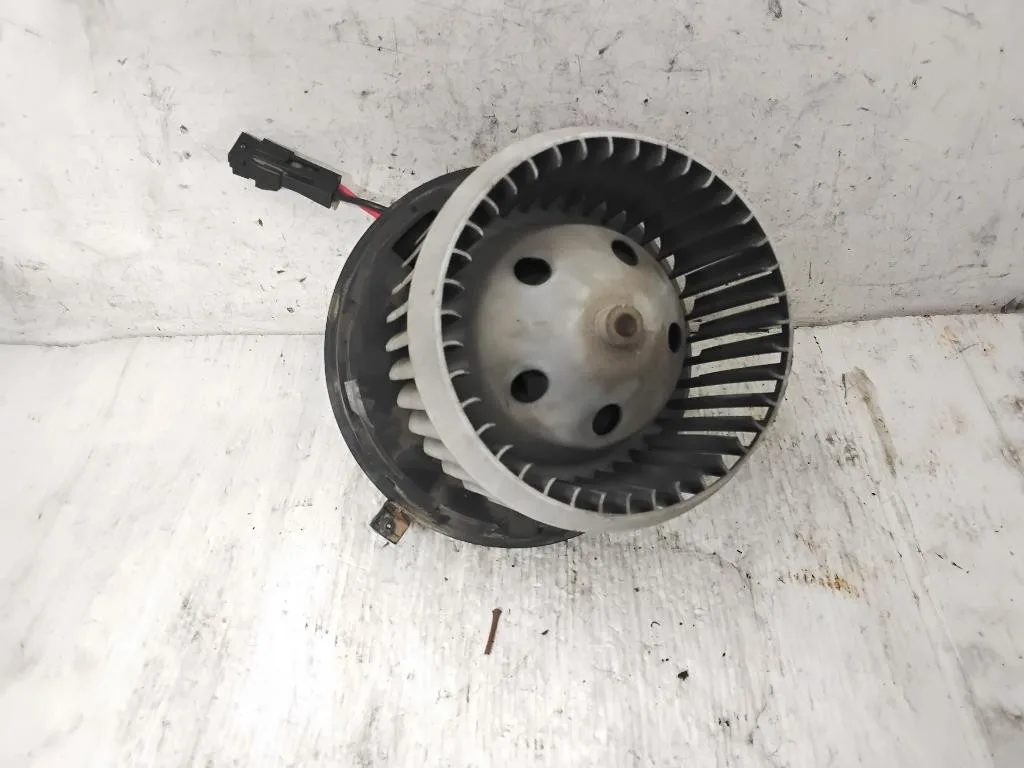 VENTOLA RISCALDAMENTO con codice 52488448 da ALFA ROMEO 156 Berlina Serie (932_) (03>05)
