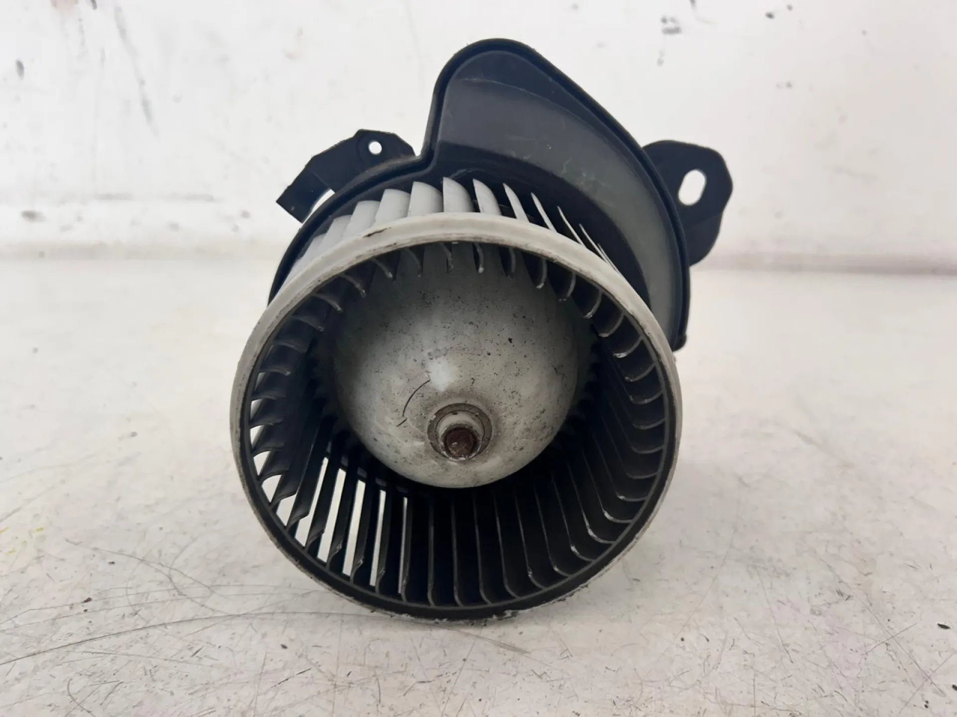 VENTOLA RISCALDAMENTO con codice 164230100 da OPEL Corsa D 5P 2° Serie (11>)