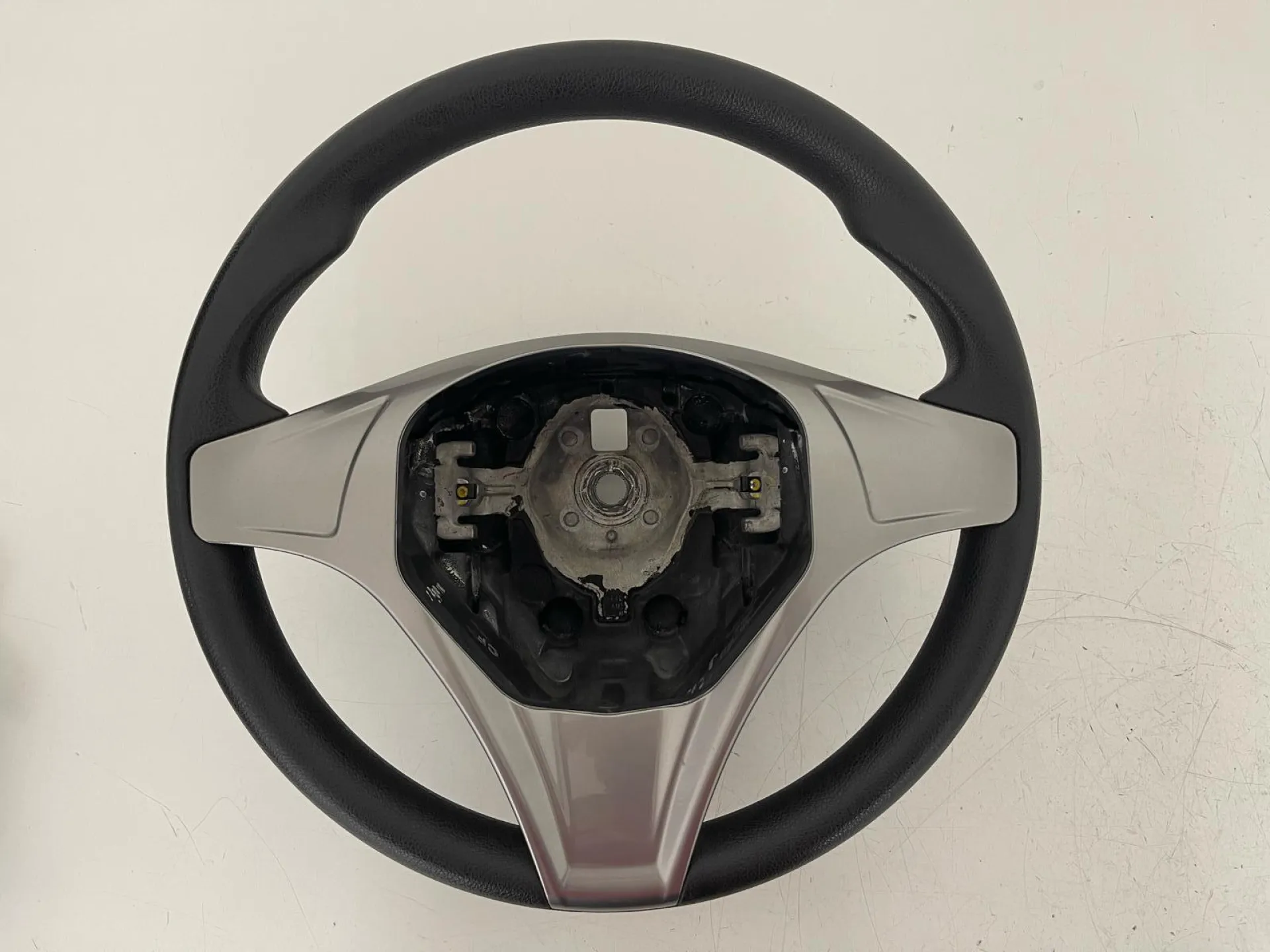 VOLANTE ALFA ROMEO Mito Serie (955_) (08>)
