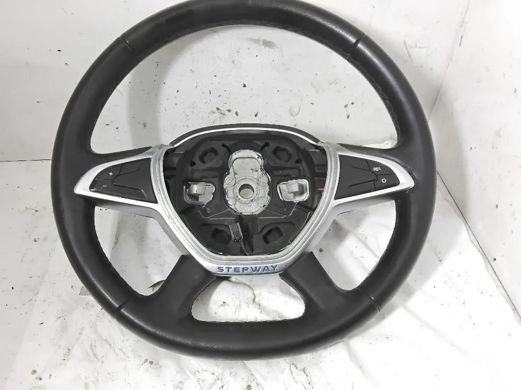 VOLANTE con codice 484007478R da DACIA Sandero Serie STEPWAY (12>)