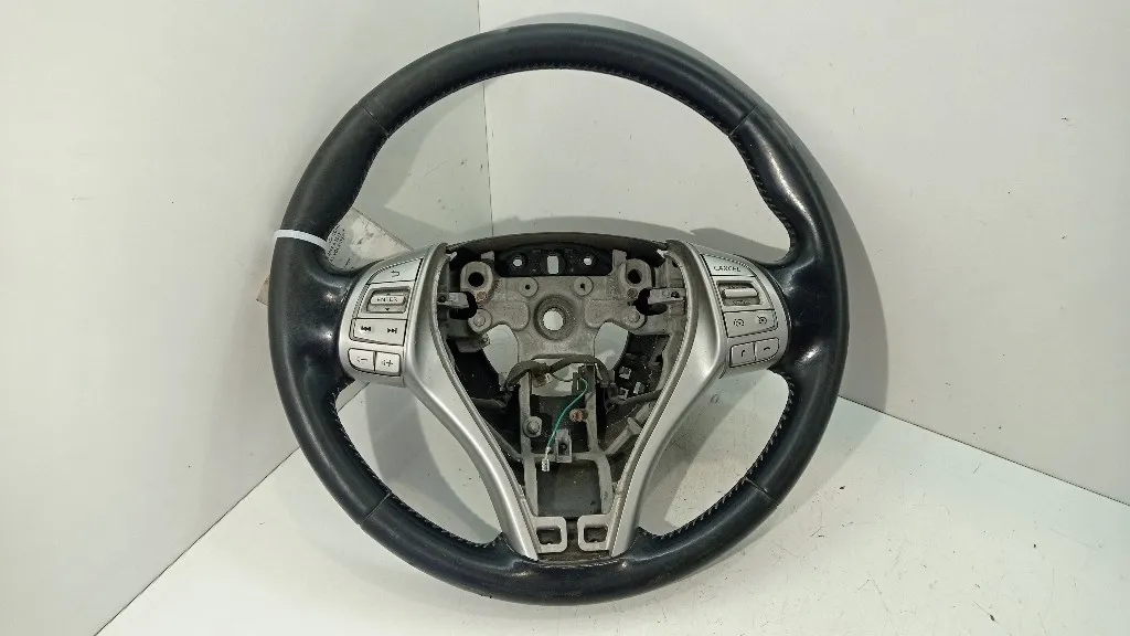 VOLANTE NISSAN Qashqai Serie 484304EL5B K9K636 (14>)