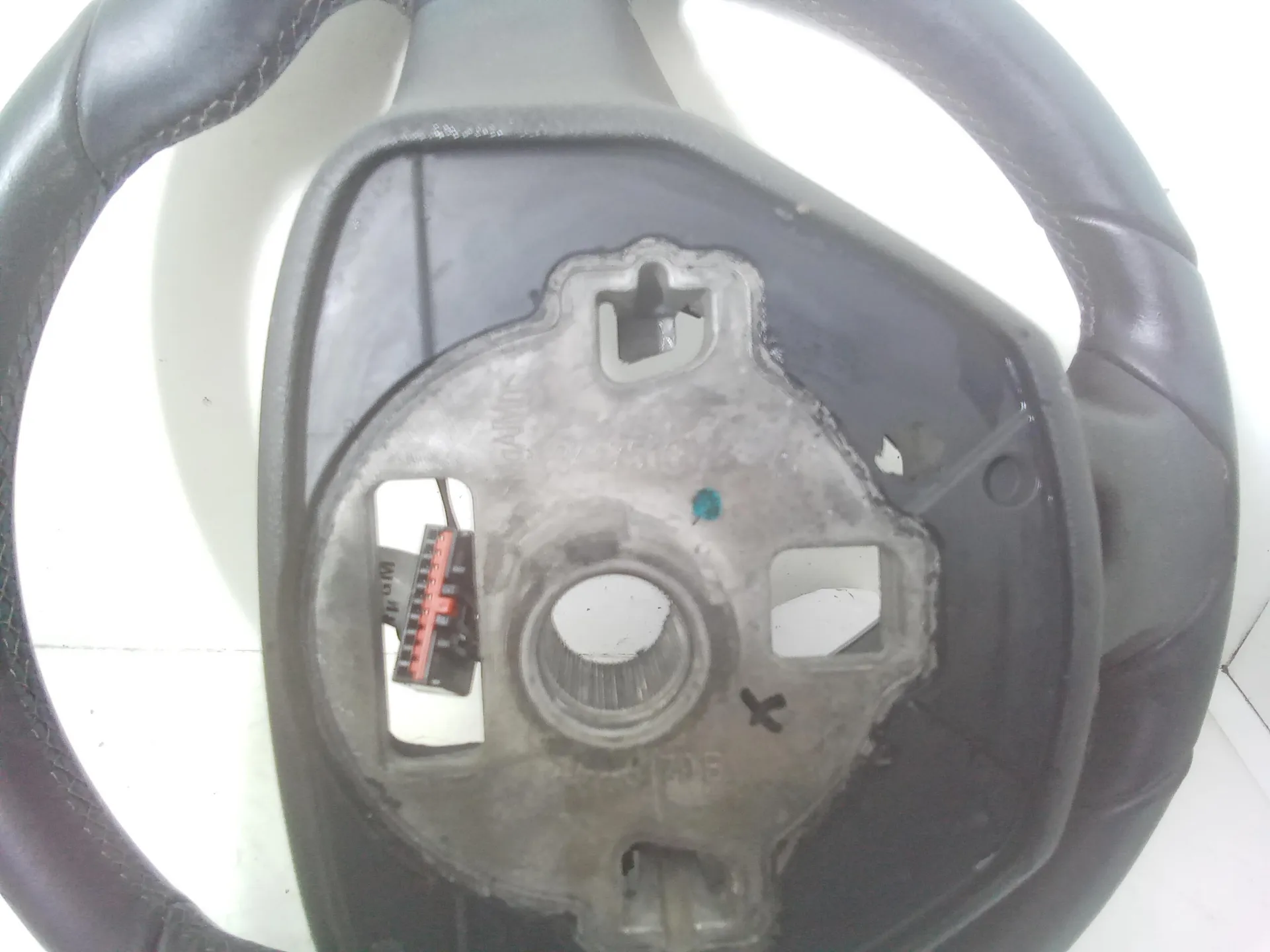 VOLANTE con codice 13403216 da OPEL Corsa E 3° Serie (15>)