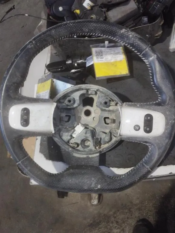 VOLANTE RENAULT Twingo III serie 484000278R H4D400 (14>)