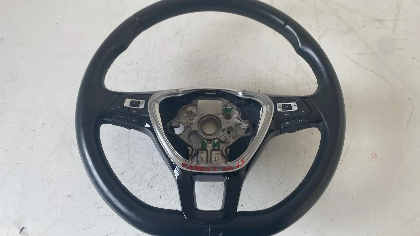 VOLANTE con codice 5G0419091 da VOLKSWAGEN Passat Variant 5° Serie (10>)