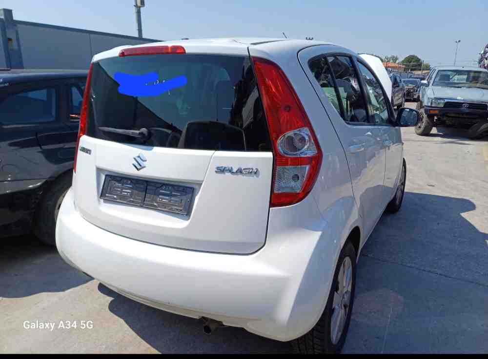 PISTONE COFANO ANTERIORE da SUZUKI SPLASH del 2012