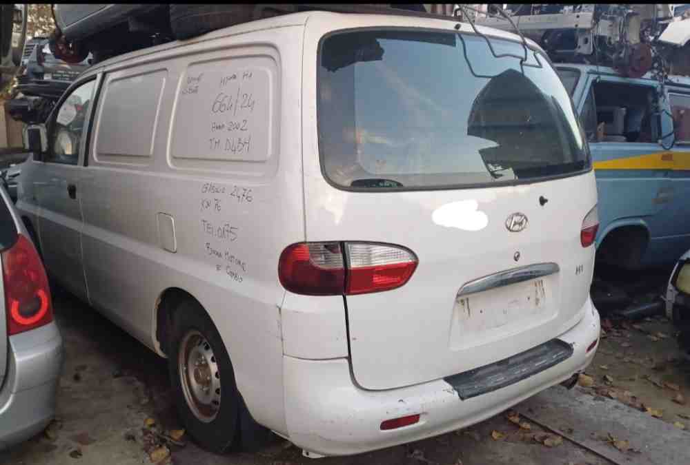 CAMBIO da HYUNDAI H-1 del 2002 GASOLIO 2476cc.