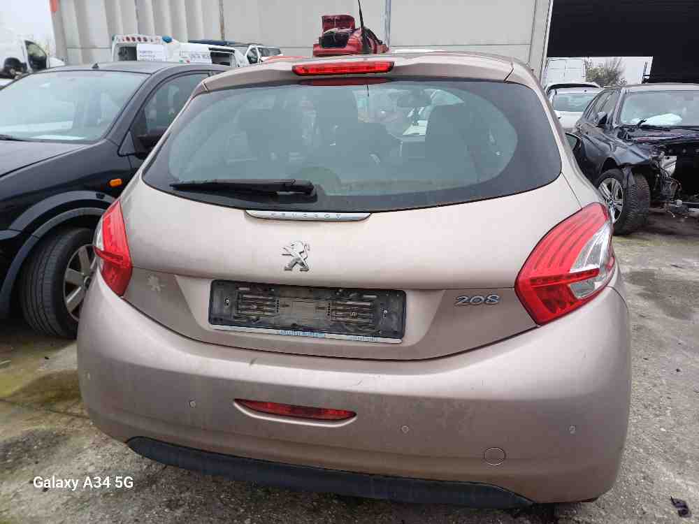 CAMBIO da PEUGEOT 208 del 2015 BENZINA 1199cc.
