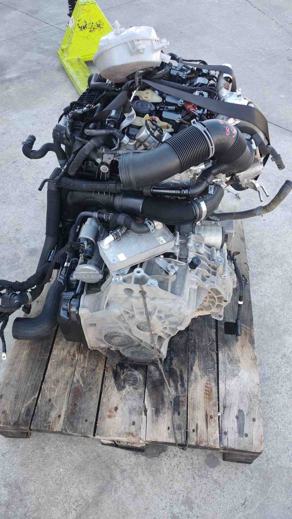 MOTORE DNF da AUDI S3 del 2020 BENZINA 2000cc.