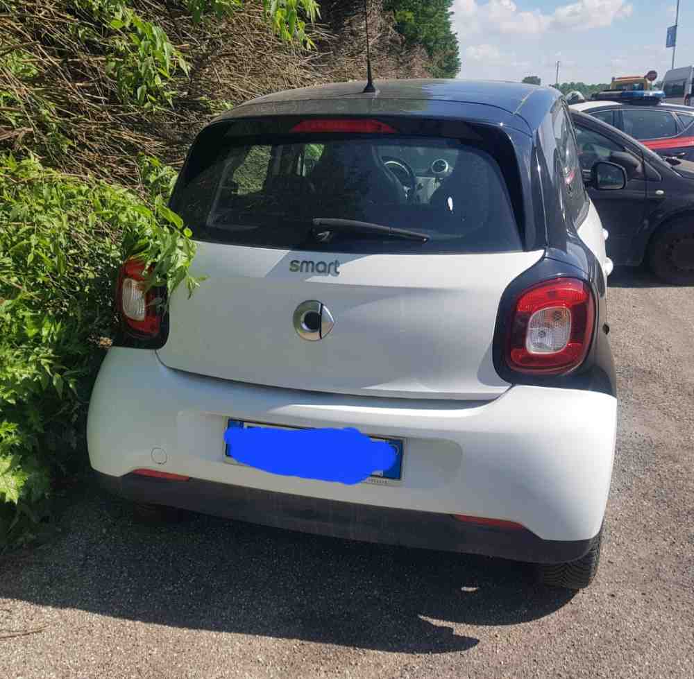 SPORTELLO CARBURANTE da SMART ForFour del 2018
