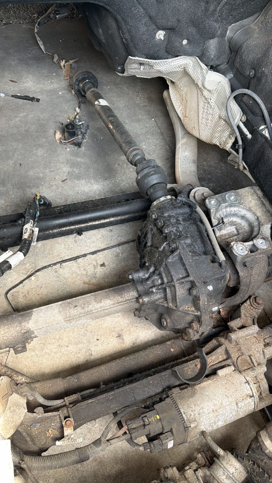 DIFFERENZIALE ANTERIORE da LAND ROVER Range Rover Sport del 2015 GASOLIO 2993cc. LAND ROVER RANGE ROVER SP