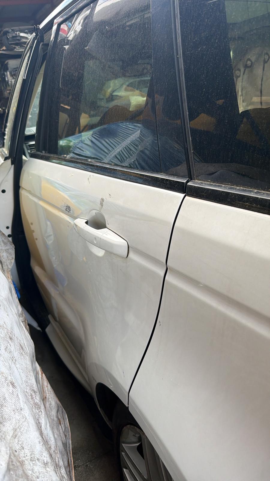 PORTIERA POSTERIORE SINISTRA da LAND ROVER Range Rover Sport del 2015